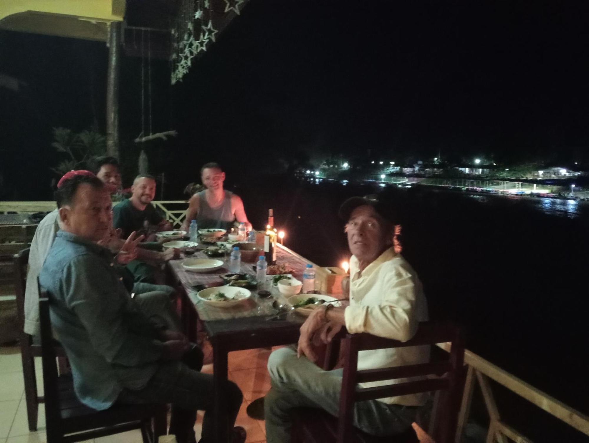 Vangvieng Ruby'Homestay Ванг Виенг Екстериор снимка