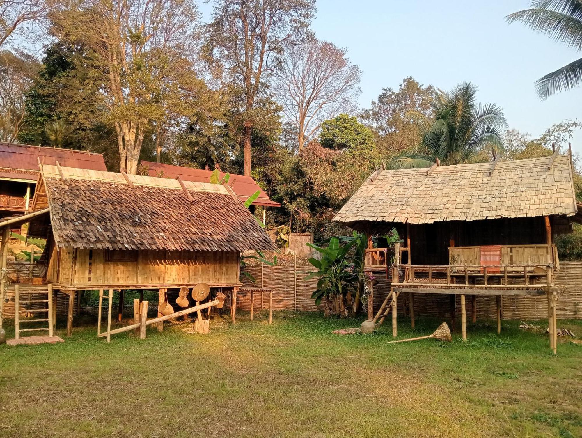 Vangvieng Ruby'Homestay Ванг Виенг Екстериор снимка